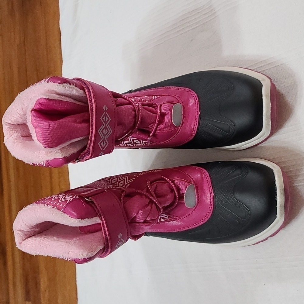 Pepperts! Girls Winter Snowboots Pink/Black Lined Lace-up Hook&Loop Sz‎ 5 EUC